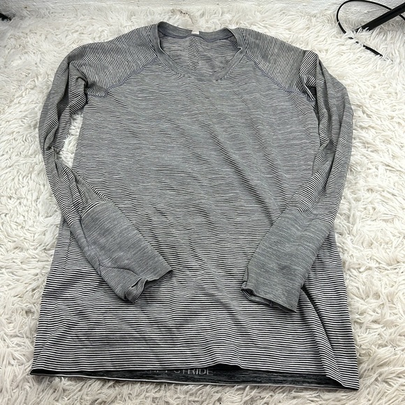 Lululemon Swiftly Tech Long Sleeve Hyper Stripe Black White - Picture 1 of 5